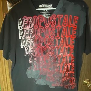 Aeropostale men’s v-neck graphic t
